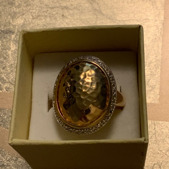 14KT Oval Hammered Gold, Diamond Halo Ring Size 7 Total 5 Grams - Picture 12 of 16